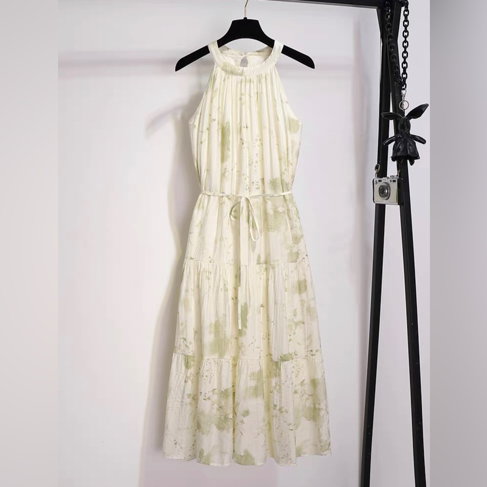 Elegant Green Patterned Loose-Fit halter Dress - Fits XS to S